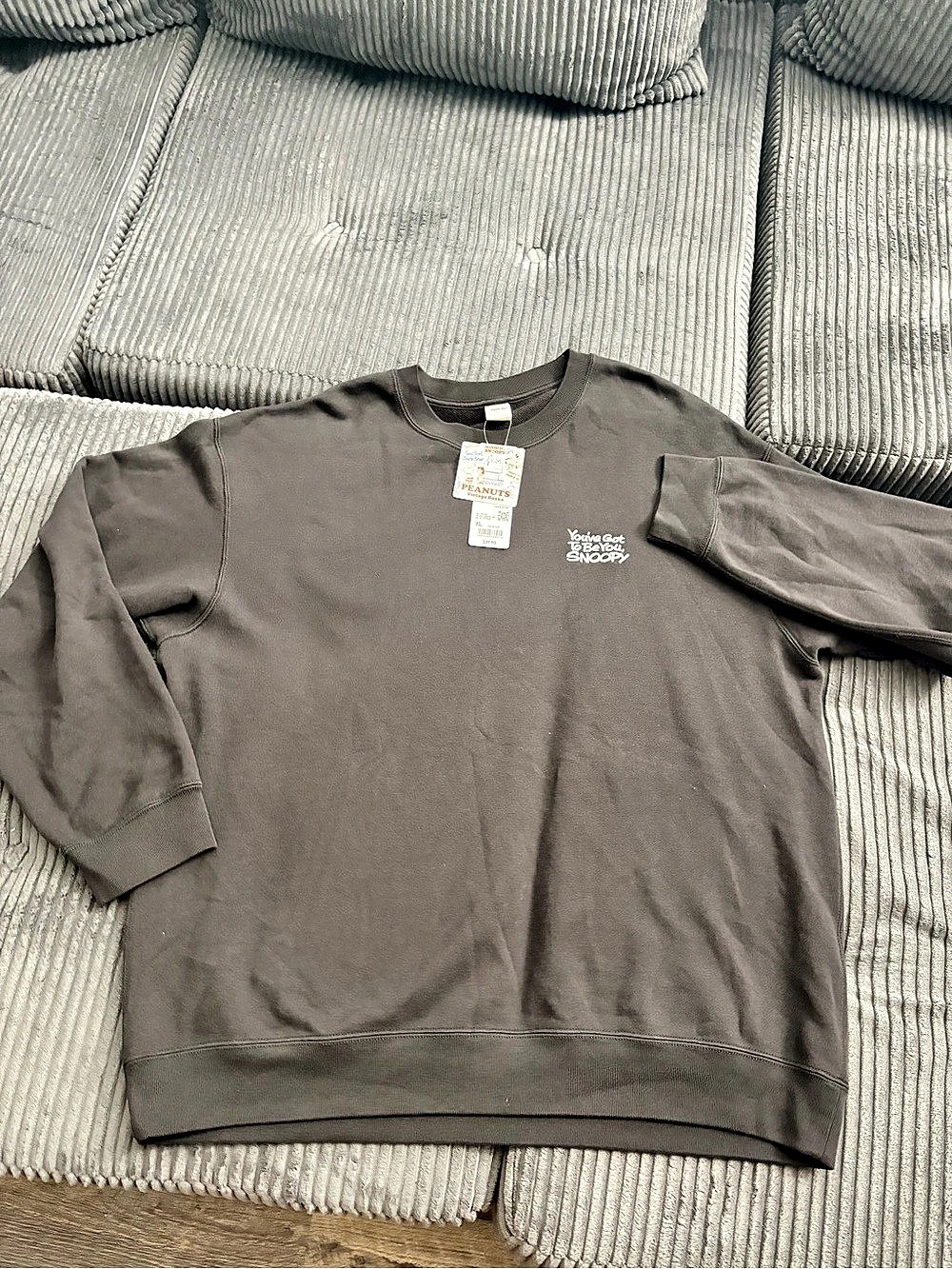 Uniqlo Peanuts Snoopy sweatshirt Graphic Sweatshirt in Gray XL
